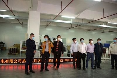 廉江市委书记林海武在龙健高新科技产业园调研指导疫情防控及复工复产工作 (8).jpg