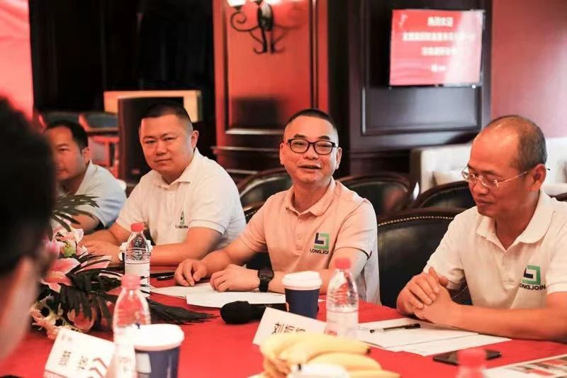 龙健集团“廉江音乐小镇”项目战略合作上海行 (2).jpg